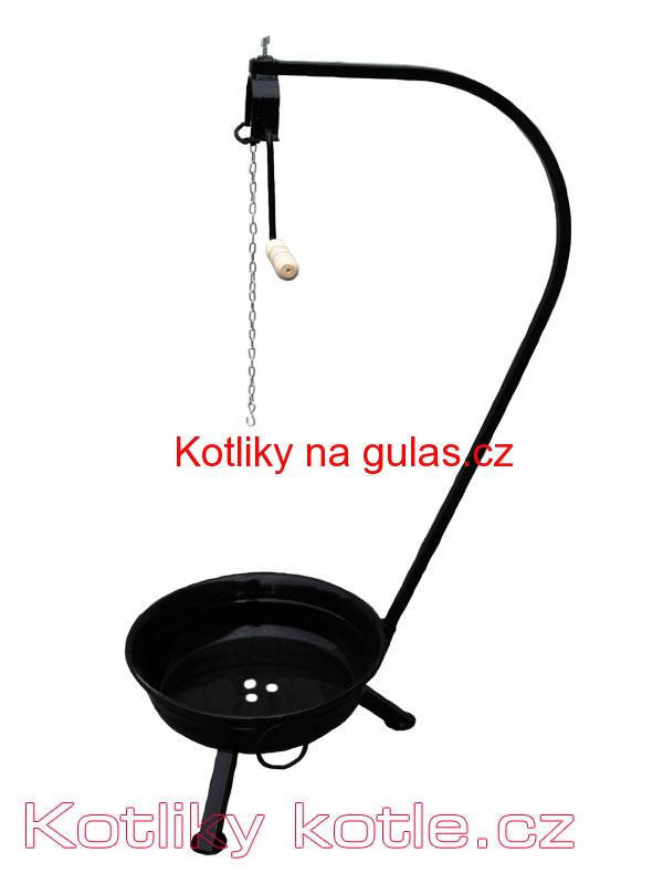Ohniště se stojanem