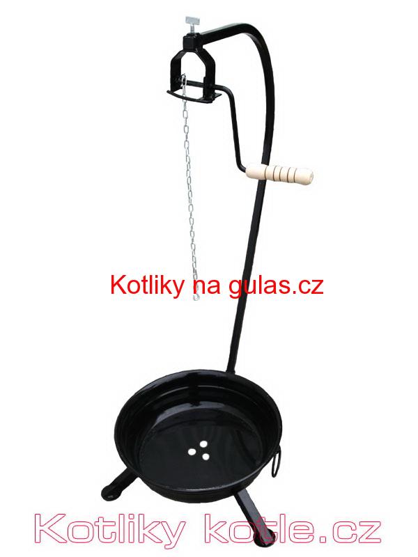 Ohniště se stojanem