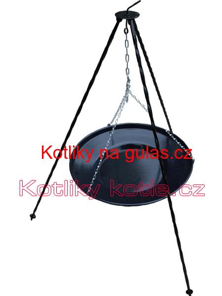 Grilovací pánev s řetízkem