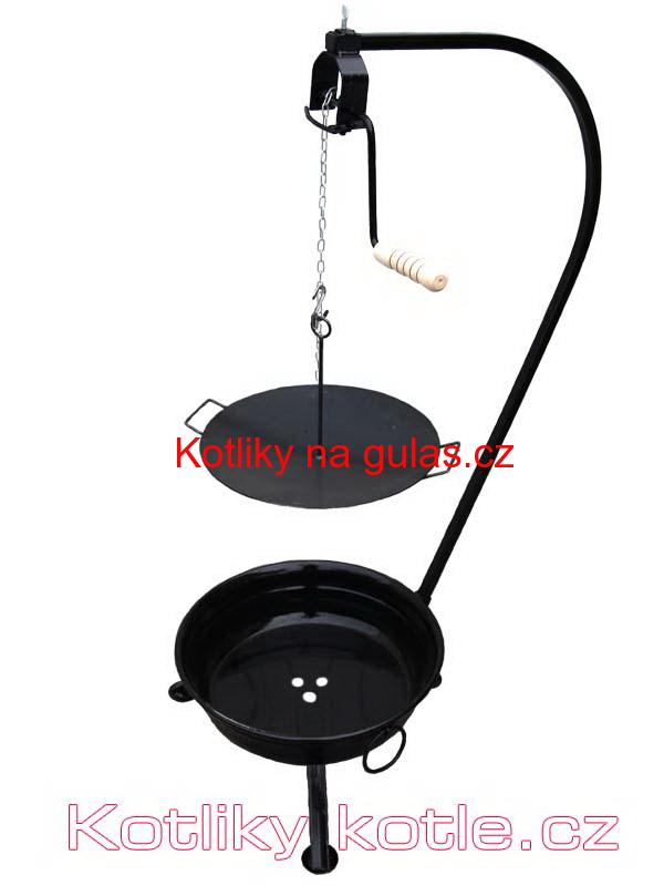 Ohniště se stojanem