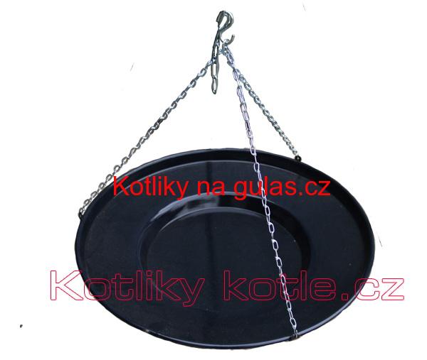 Grilovací pánev s řetízkem