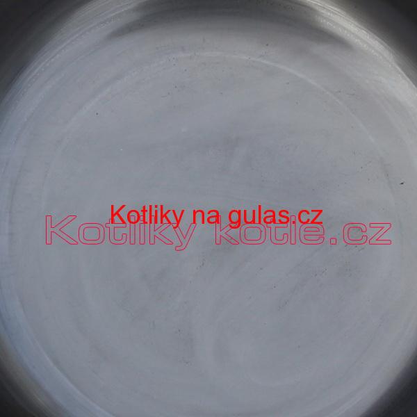 Grilovací železná pánev 36 cm