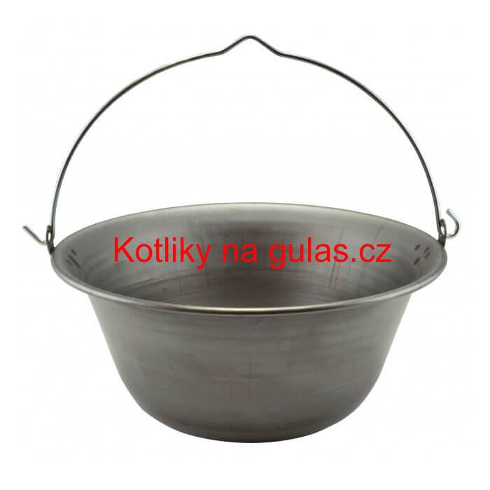 Železný kotlík na guláš 8 L