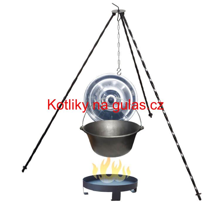 Litinový kotlík 7,2 L + nerezová poklice  + trojnožka 1,2 m + ohniště 36 cm