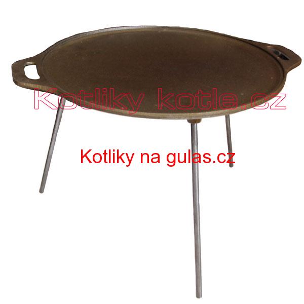 Litinová grilovací pánev s nožičkami