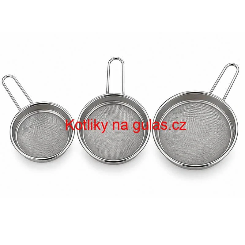 Nerezová sítka na cukr o průměrech 7,6 cm, 8,7 cm a 9,6 cm